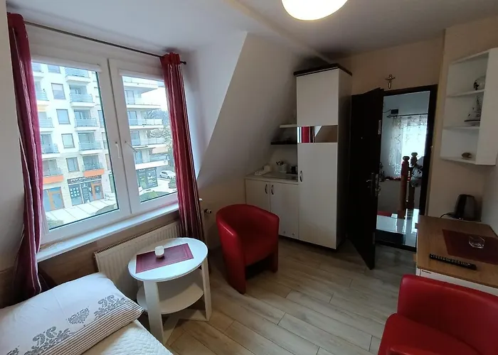 Homestay Carmen Dzielnica Uzdrowiskowa 400 M Od Mola