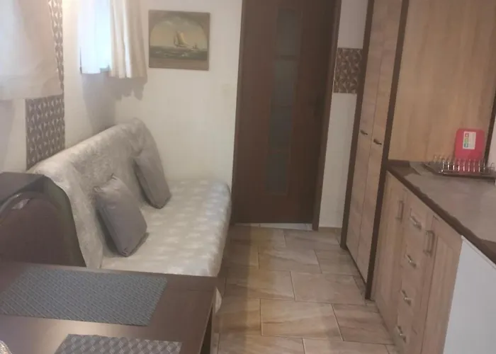 Carmen Dzielnica Uzdrowiskowa 400 M Od Mola Homestay Kolobrzeg