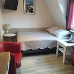 Carmen Dzielnica Uzdrowiskowa 400 M Od Mola Séjour chez l'habitant